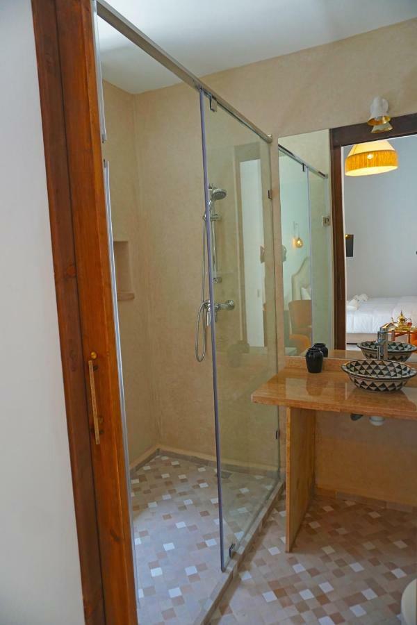 Dar Fama Bed and Breakfast Tétouan Exteriör bild