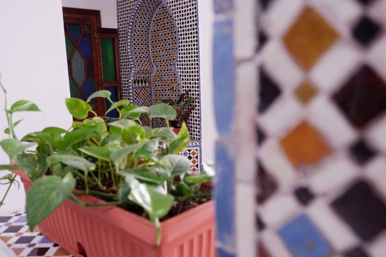 Dar Fama Bed and Breakfast Tétouan Exteriör bild